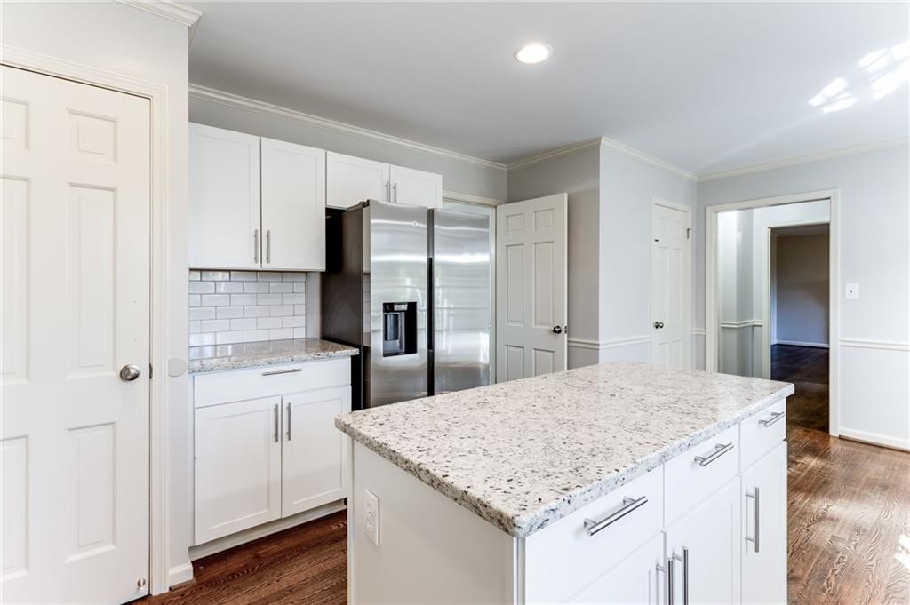 6395 Colewood Court