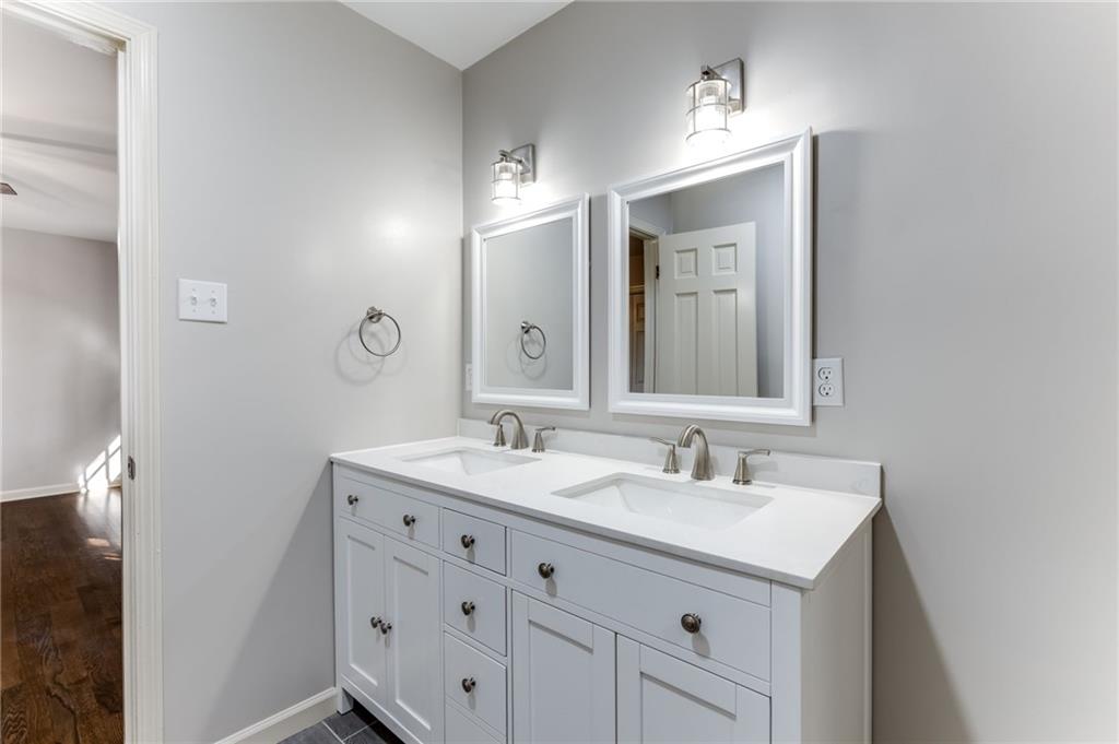 6395 Colewood Court