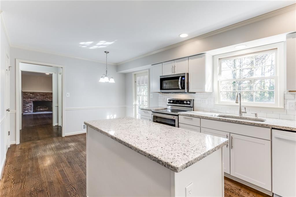 6395 Colewood Court
