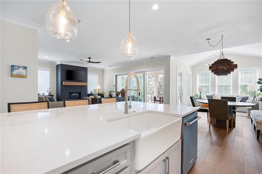 106 Summit View Court