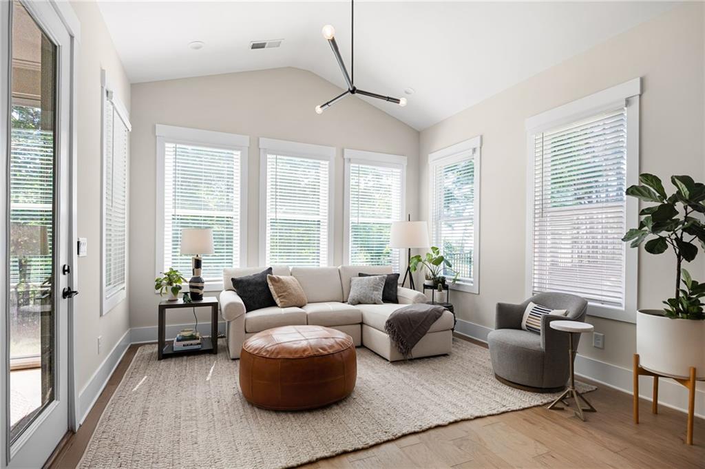106 Summit View Court