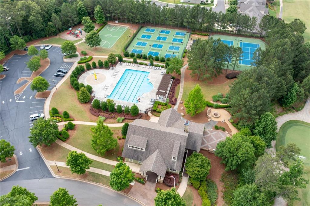 106 Summit View Court