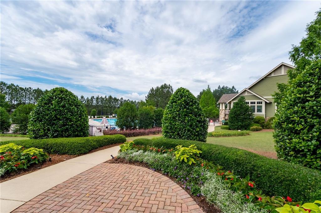 106 Summit View Court