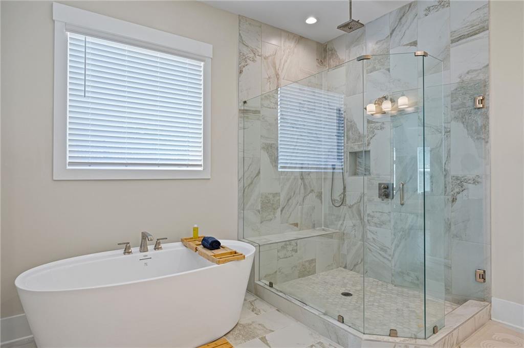 106 Summit View Court