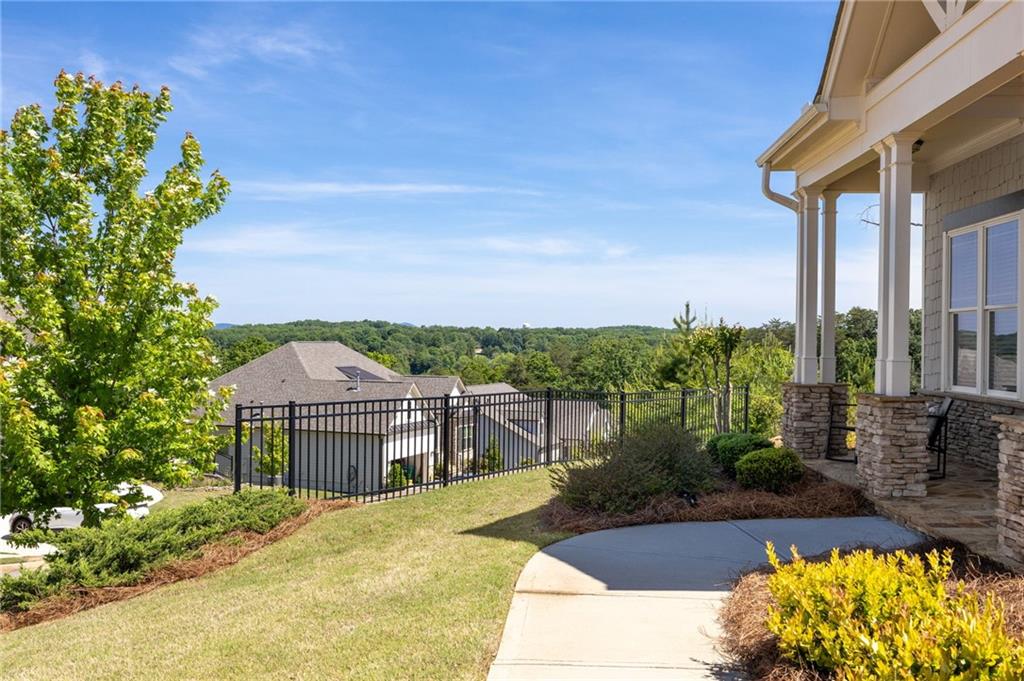 106 Summit View Court