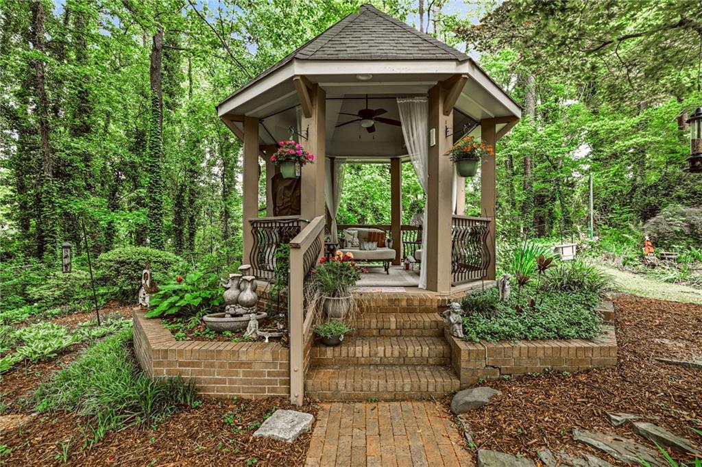 195 Stone Mill Trail