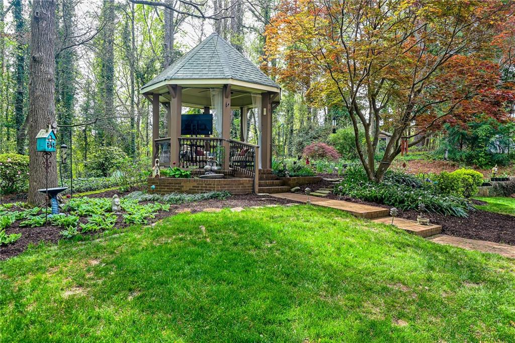 195 Stone Mill Trail