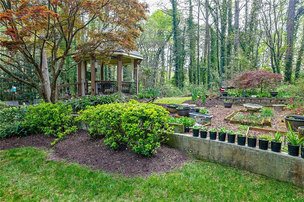 195 Stone Mill Trail