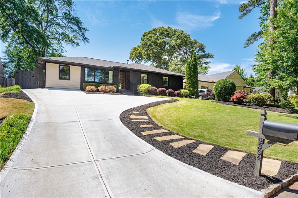 2334 Cortez Way NE