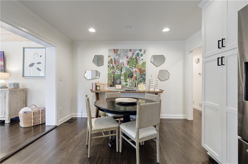 2334 Cortez Way NE