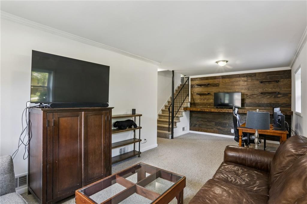 2740 Frontier Trail