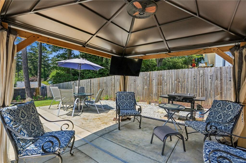 2740 Frontier Trail