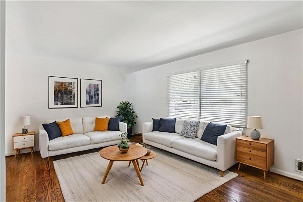 2740 Frontier Trail
