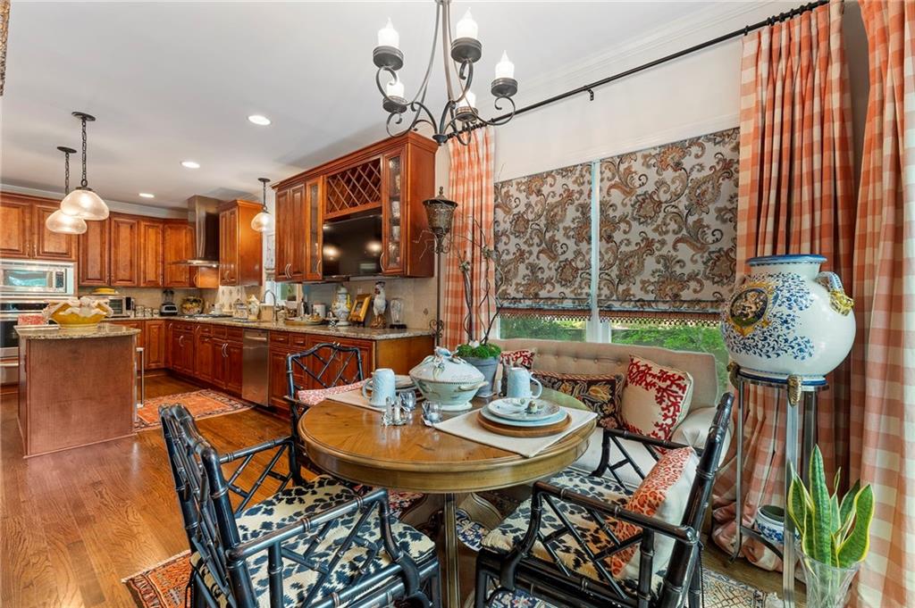 5644 River Oaks Place Unit 7B