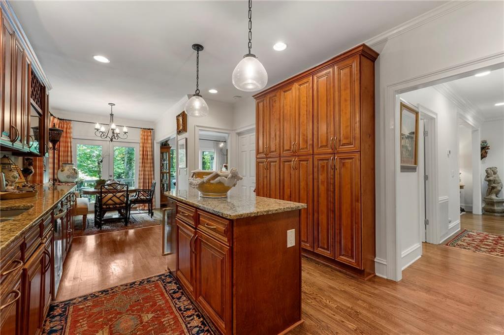 5644 River Oaks Place Unit 7B
