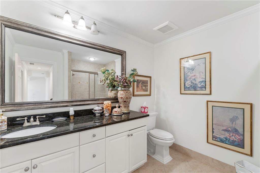 5644 River Oaks Place Unit 7B