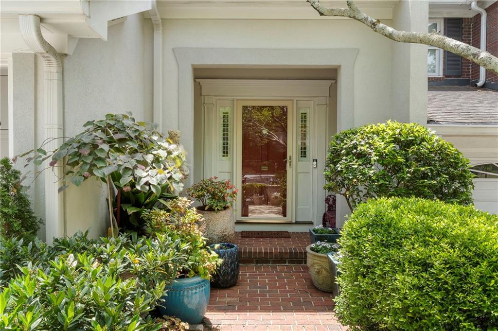 5644 River Oaks Place Unit 7B
