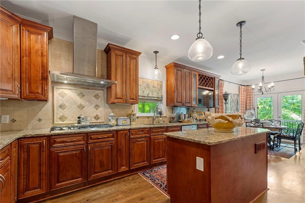 5644 River Oaks Place Unit 7B