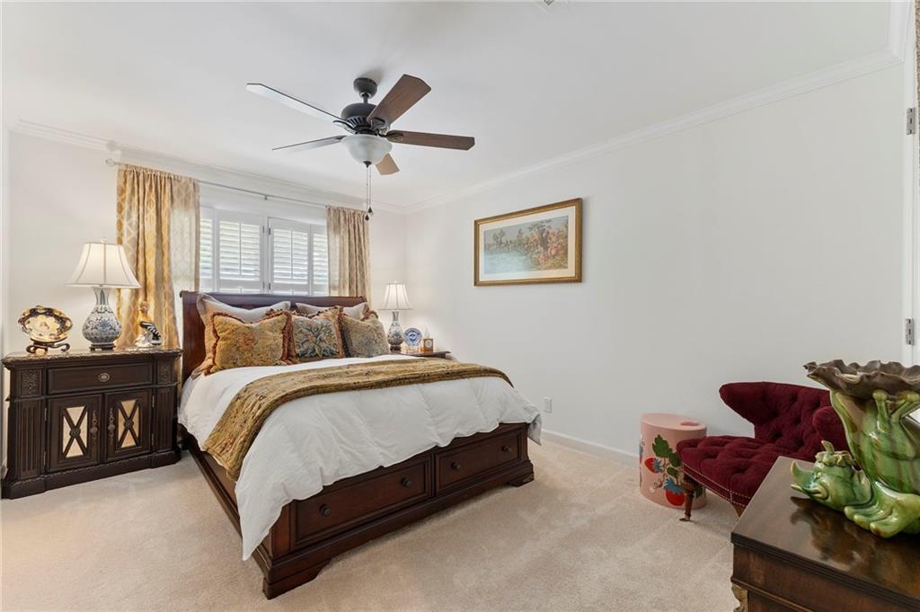 5644 River Oaks Place Unit 7B