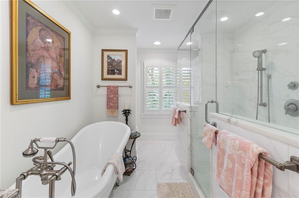 5644 River Oaks Place Unit 7B