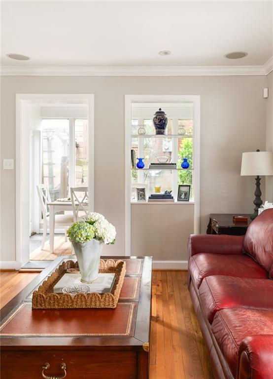374 Lofton Road NW