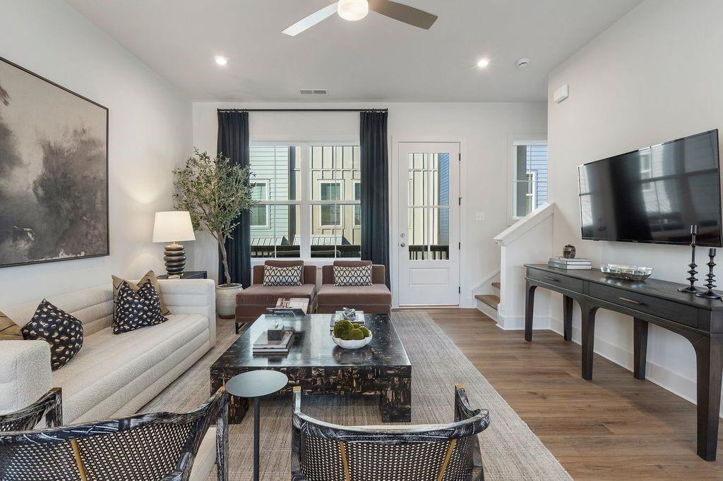2700 Mackintosh Court Unit 35