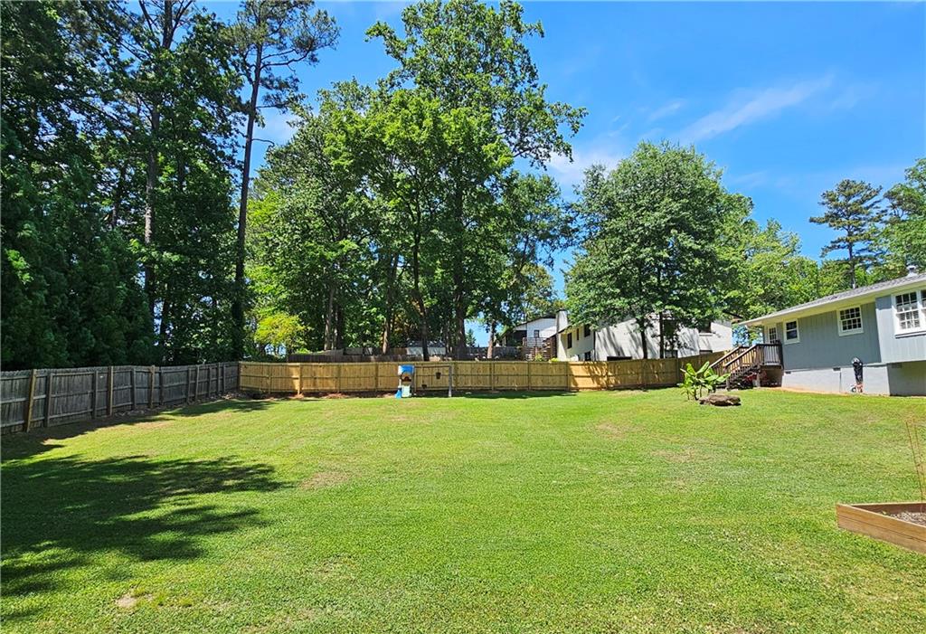 260 E Valley Drive