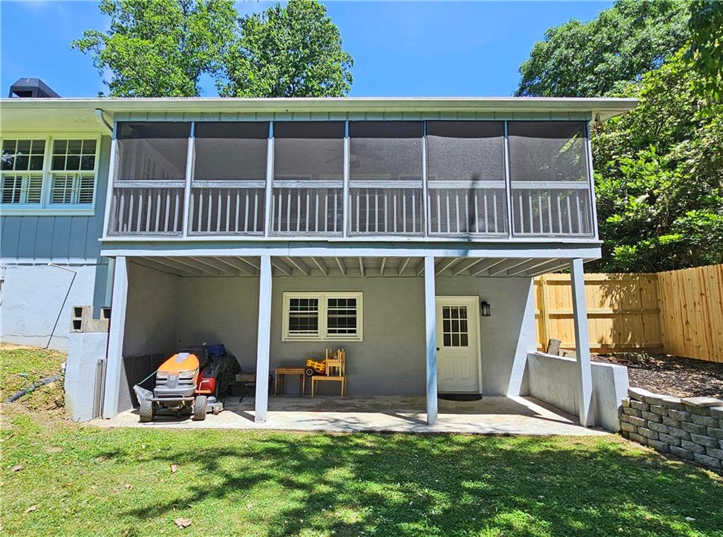 260 E Valley Drive