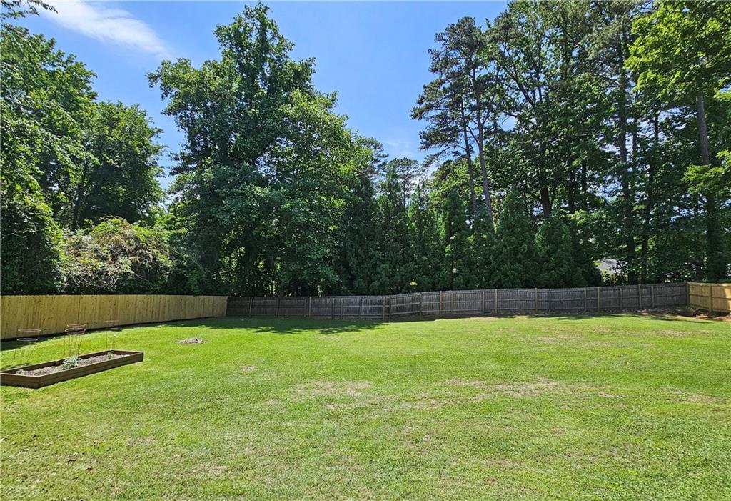 260 E Valley Drive