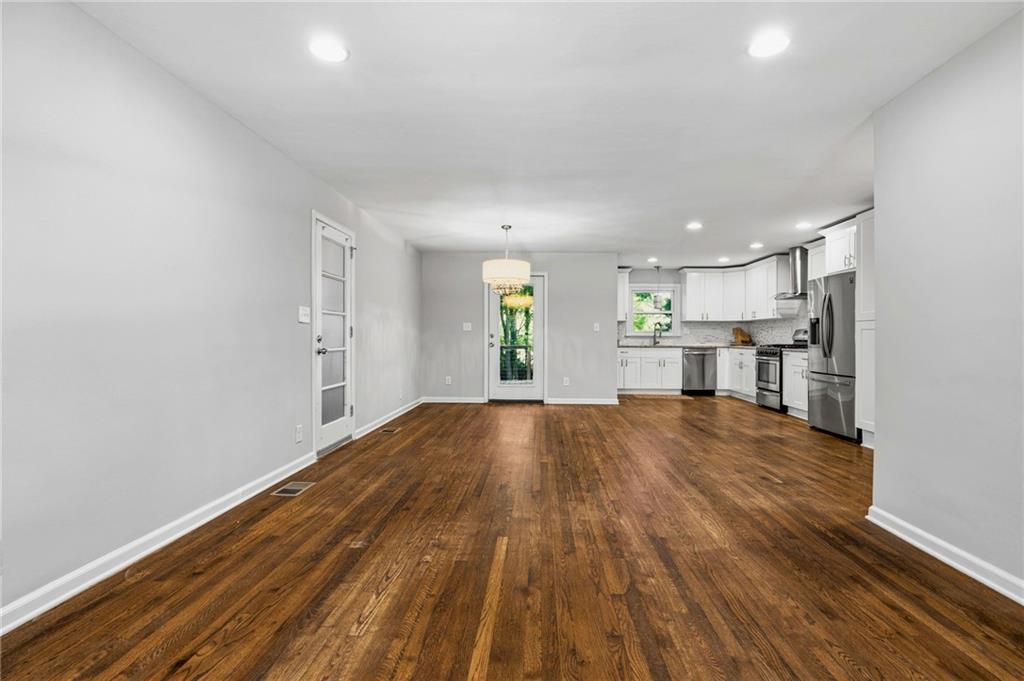 2670 Woodridge Drive