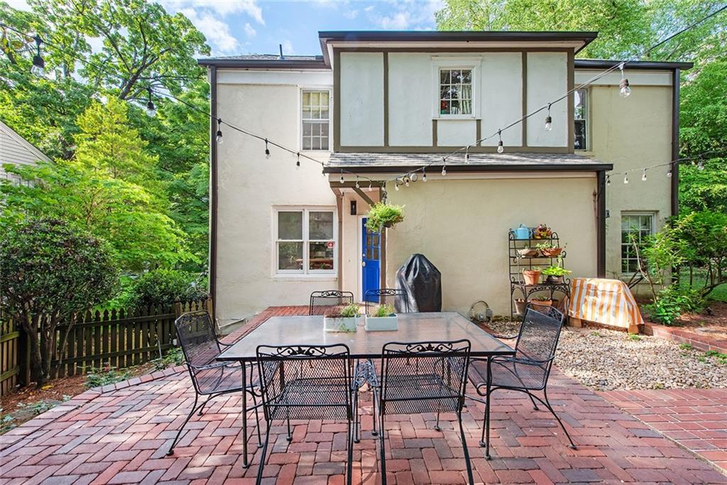 573 Collier Road NW