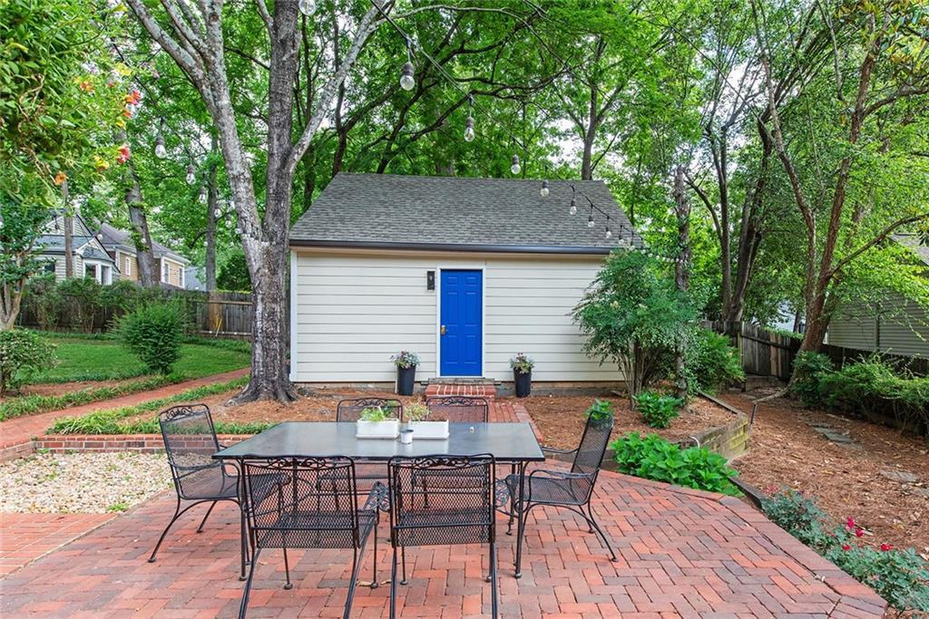 573 Collier Road NW
