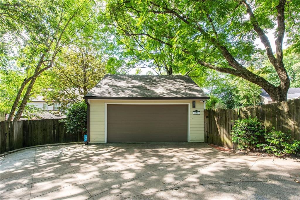 573 Collier Road NW