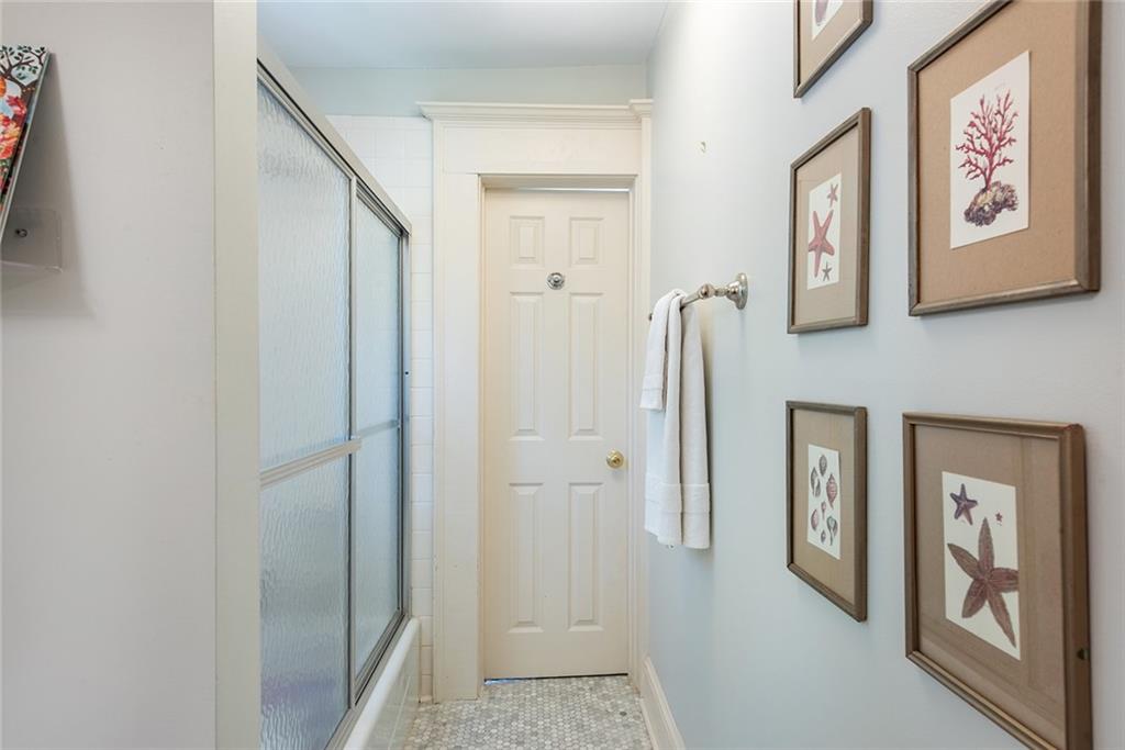 573 Collier Road NW