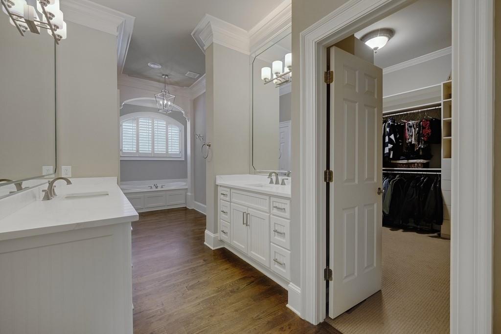 110 Windsor Cove