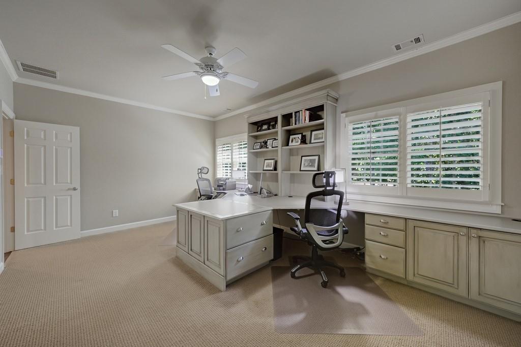 110 Windsor Cove