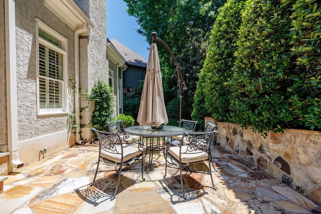 110 Windsor Cove