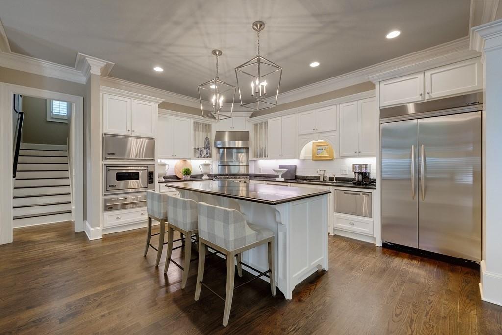 110 Windsor Cove