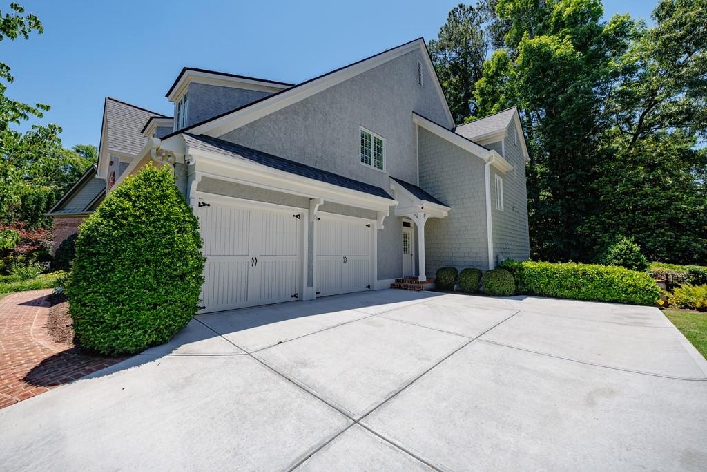 110 Windsor Cove