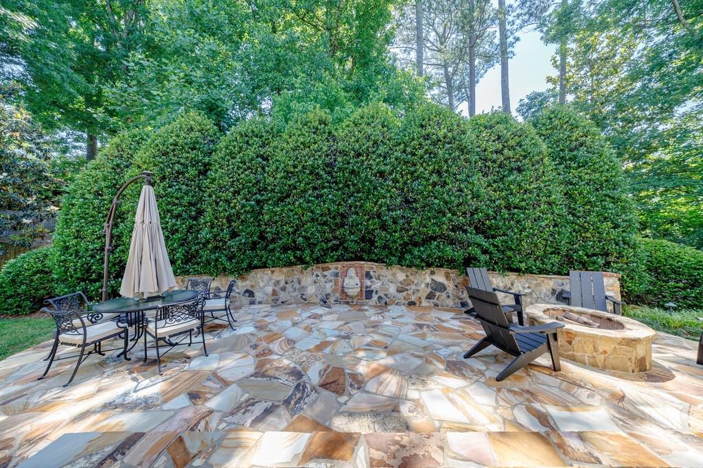 110 Windsor Cove