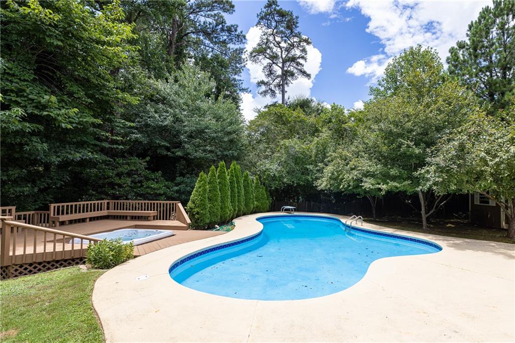 1373 Colony Drive