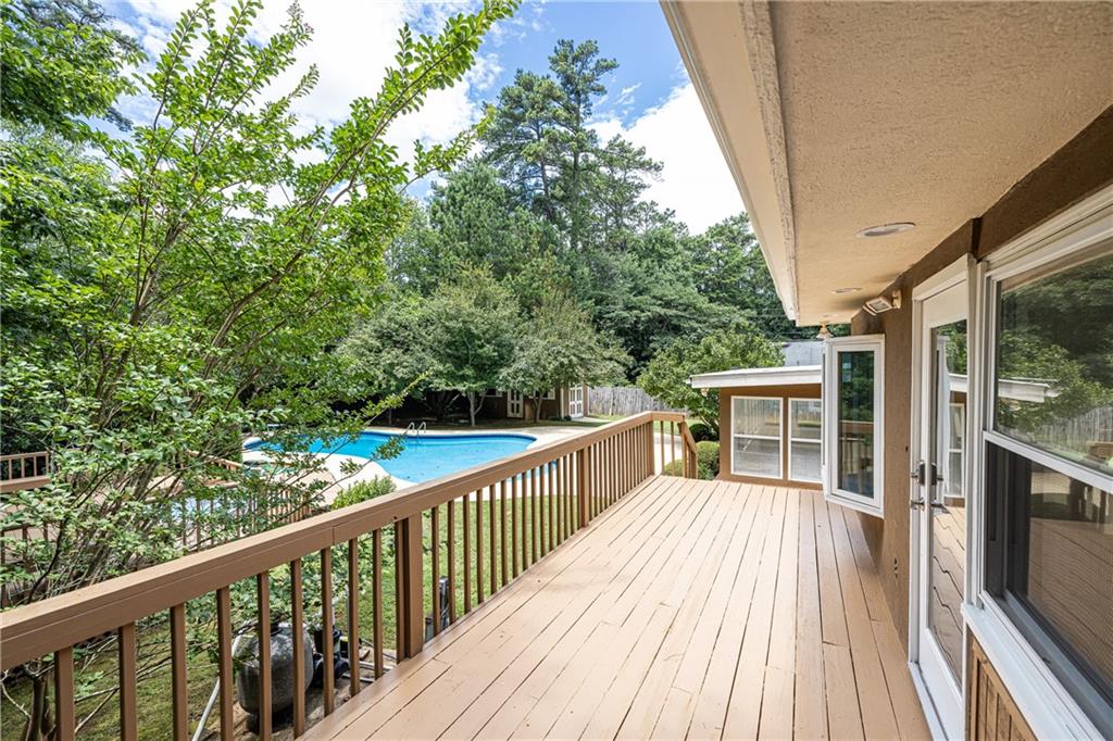 1373 Colony Drive