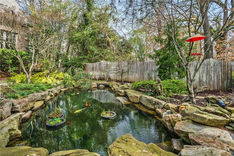 2720 Orchard Knob SE