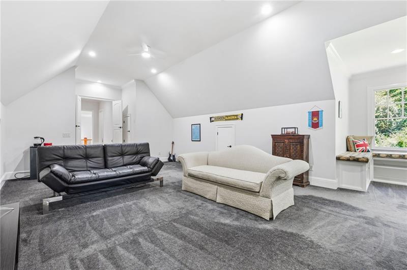 2720 Orchard Knob SE