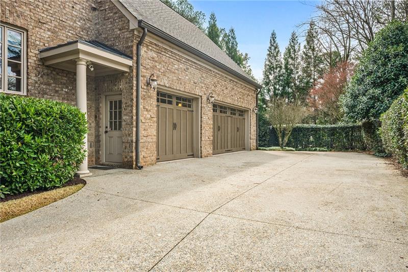 2720 Orchard Knob SE