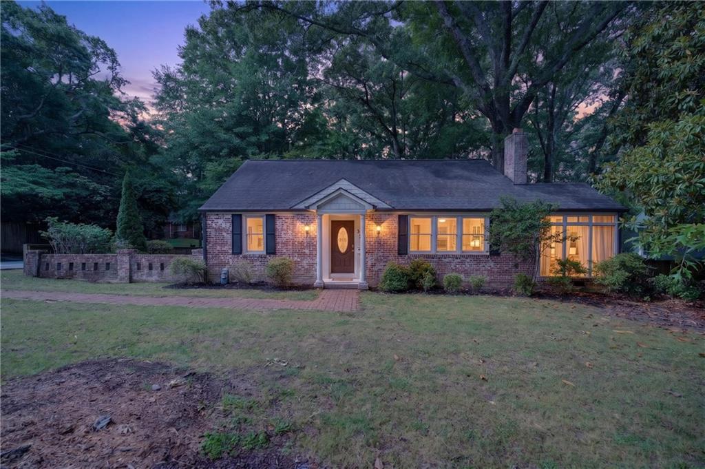 392 Collier Road NW