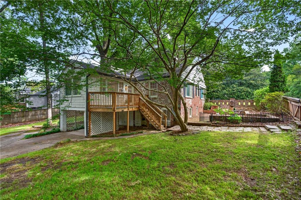 392 Collier Road NW