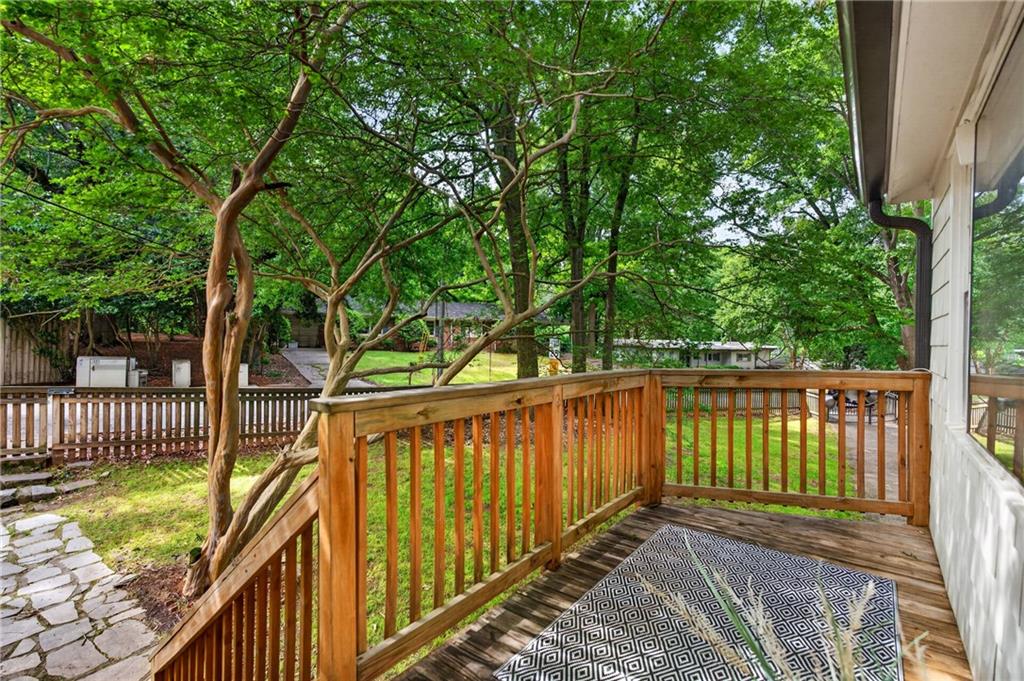 392 Collier Road NW