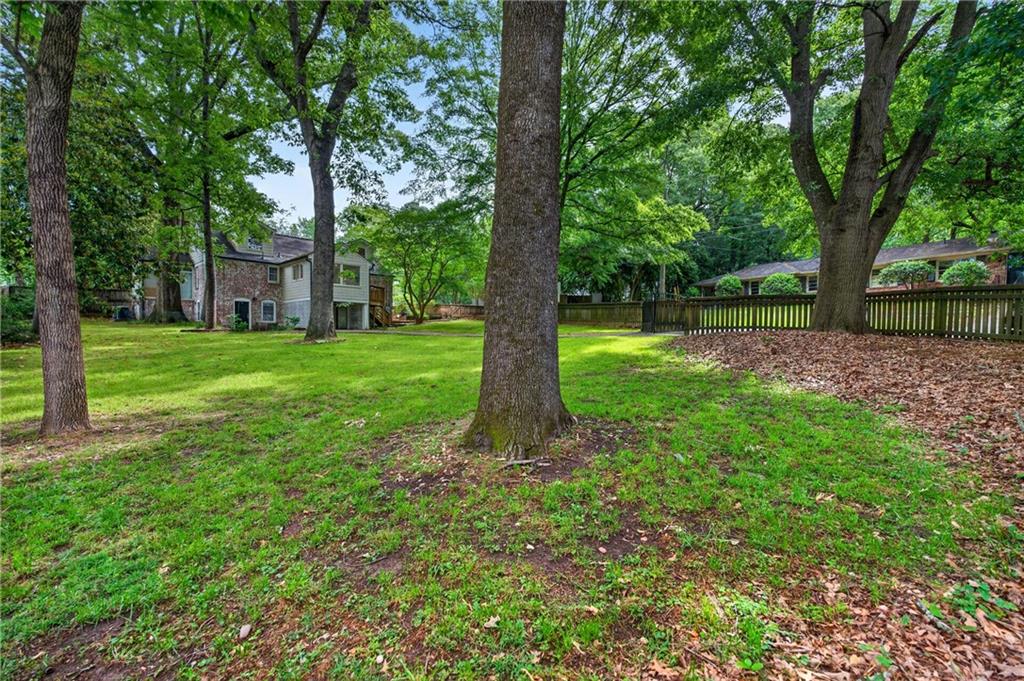 392 Collier Road NW