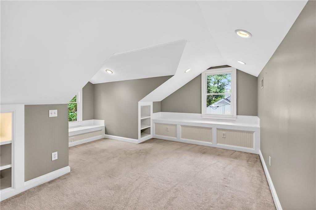 392 Collier Road NW